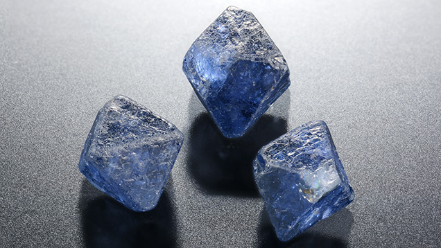 Octahedra of natural gahnite.
