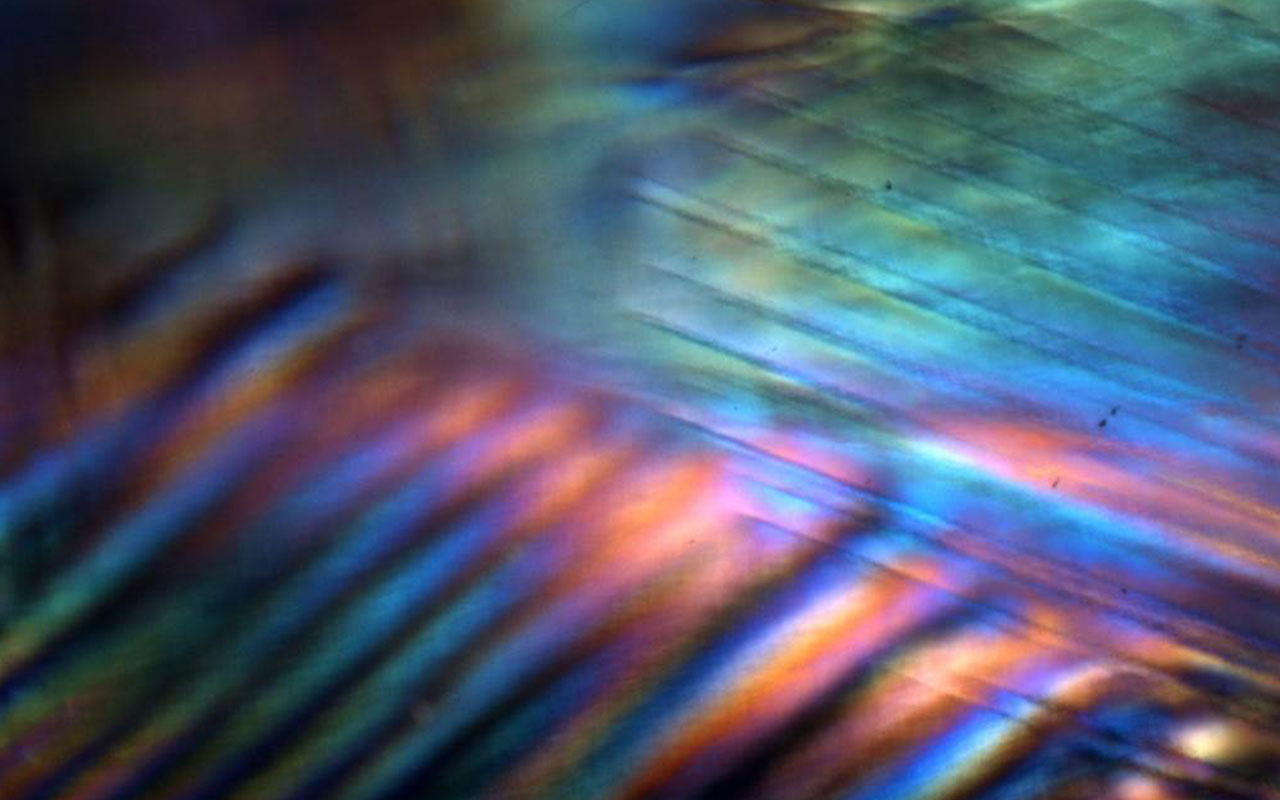 Slide-14_Plato-Sandmeier-Lines-in-Flame-Fusion-Sapphire 1280x800