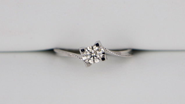 Nominal type IaB diamond with uncompensated boron