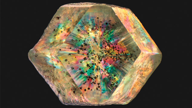 Demantoid viewed through polished window