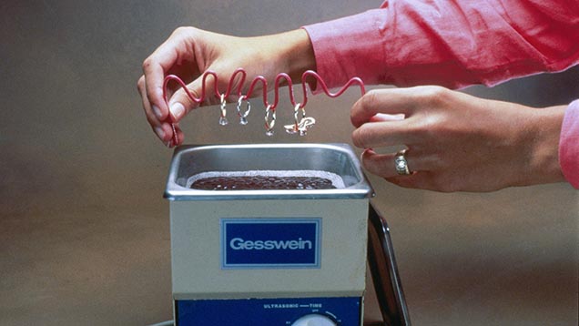 Cleaning Device Cleaning Device