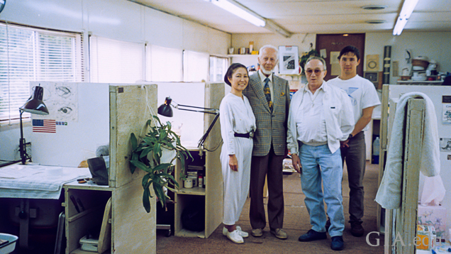 E. J. Gübelin(E. J.·古柏林)博士、John Latendresse(约翰·拉藤德烈斯)及其家族的照片 E. J. Gübelin(E. J.·古柏林)博士、John Latendresse(约翰·拉藤德烈斯)及其家族的照片