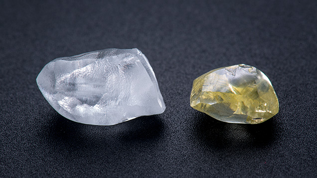 Two rough diamonds over 3 ct Two rough diamonds over 3 ct
