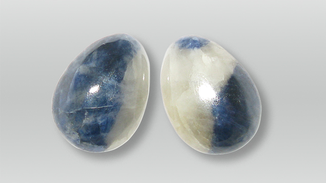 Sapphire cabochons from Sutara, Russia