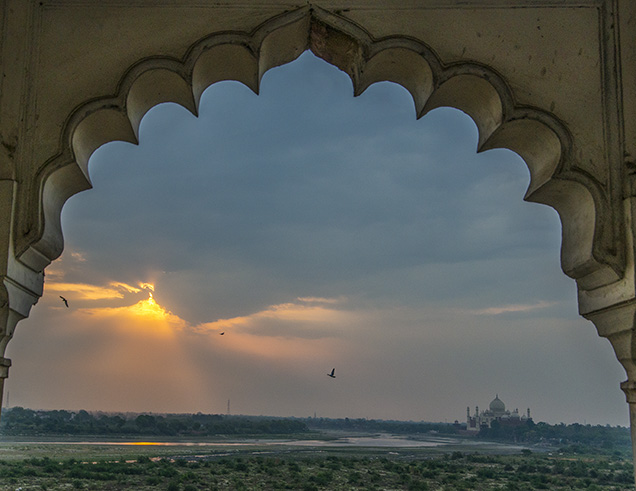 Sunrise over the Taj Mahal