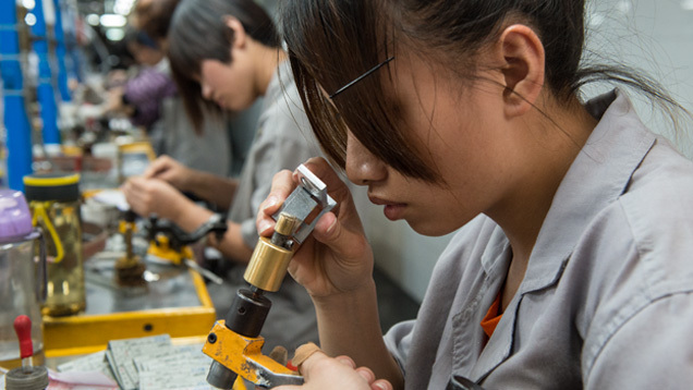At the Chow Tai Fook factory, the GIA team extensively documented the operation of each department involved in the company’s diamond manufacturing business. At the Chow Tai Fook factory, the GIA team extensively documented the operation of each department involved in the company’s diamond manufacturing business.