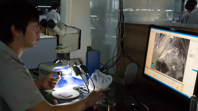 The Helium M Box uses a powerful microscope along with a scanner to locate and map inclusions. The Helium M Box uses a powerful microscope along with a scanner to locate and map inclusions.