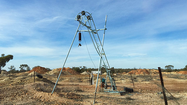 Hoist system Hoist system