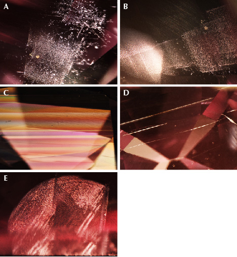 Microscopic examination of the color-change sapphire revealed many features. Microscopic examination of the color-change sapphire revealed many features.