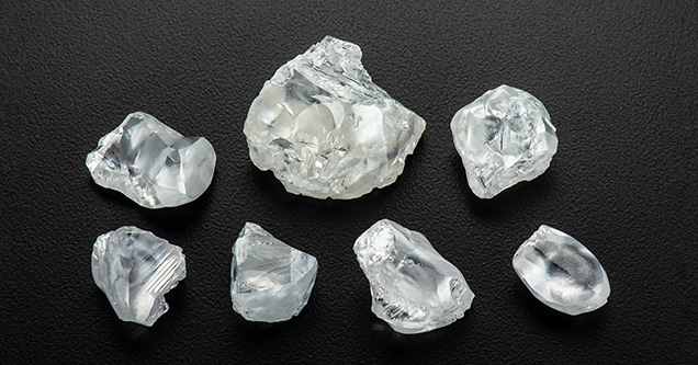 Large type IIa diamonds ranging from 14 to 91 ct.