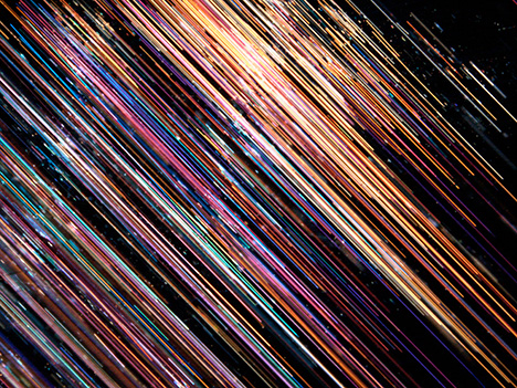 Sapphires of Sri Lankan origin often have long, slender rutile silk inclusions. Sapphires of Sri Lankan origin often have long, slender rutile silk inclusions.