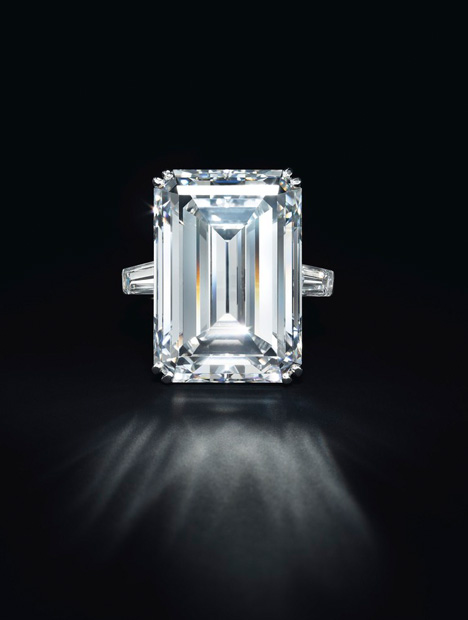 The Victory Diamond, a D VVS2 rectangular-cut diamond ring of 31.34 carats, sold for $4.3 million in late 2015. Photo courtesy of Christie’s The Victory Diamond, a D VVS2 rectangular-cut diamond ring of 31.34 carats, sold for $4.3 million in late 2015. Photo courtesy of Christie’s