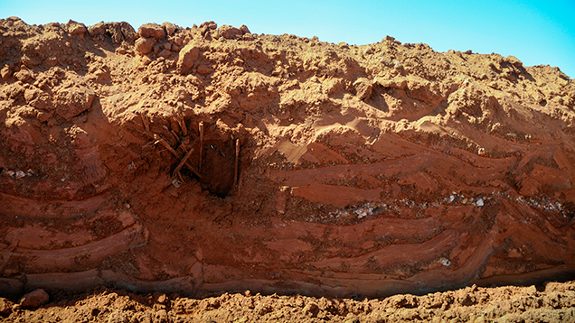 Ruby-bearing gravel bed in Mugloto. Ruby-bearing gravel bed in Mugloto.