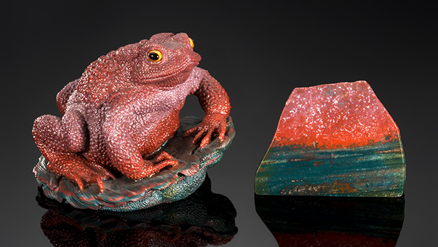 Gerd Dreher toad carved from jasper with color banding Gerd Dreher toad carved from jasper with color banding