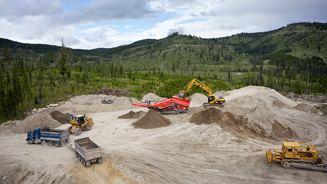 Sapphire deposit at Rock Creek, Montana Sapphire deposit at Rock Creek, Montana