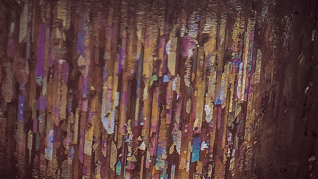 A photomicrograph shows inclusions in a gem from Oregon’s Ponderosa Mine, magnified 12 times A photomicrograph shows inclusions in a gem from Oregon’s Ponderosa Mine, magnified 12 times