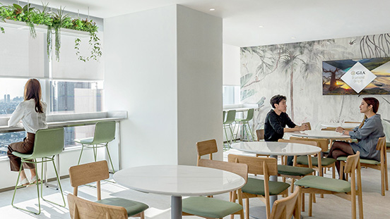 The student lounge is the center of GIA in Bangkok. It’s a place to socialize, meet new friends, and work on your latest assignment. The student lounge is the center of GIA in Bangkok. It’s a place to socialize, meet new friends, and work on your latest assignment.